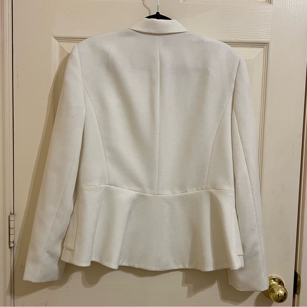 John Meyer Of Norwich Elegant White Self Patterned Blazer Jacket - Picture 7 of 8
